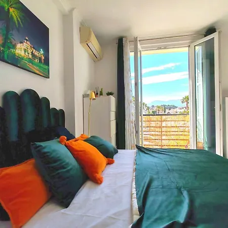 Studio Beach Apartmán *