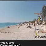 Studio Beach 아파트