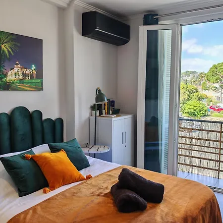 Studio Beach 아파트